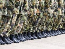 Einigung in der Koalition: Union und SPD wollen Wehrdienst mit Losverfahren