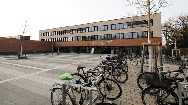 Die Leonardo-Da-Vinci-Gesamtschule an der Esplanade im Bornstedter Feld.