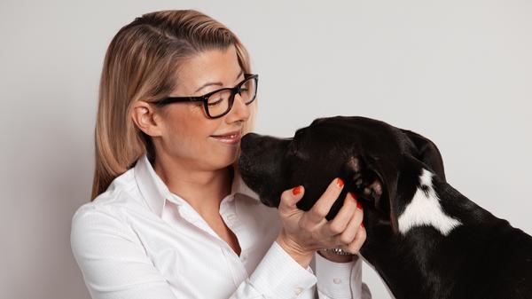 Berlins bekannteste Hundetrainerin:  Katharina Marioth von Stadthundetraining 