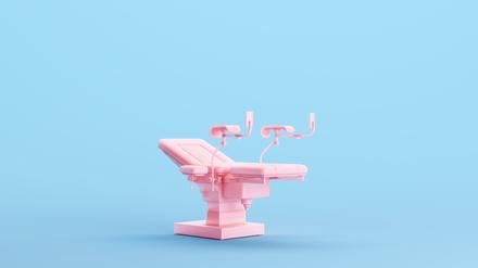 Viele Patientinnen, deren Sexualität nicht der Norm entspricht, erleben bei gynäkologischen Untersuchungen Beschämung und Abwertung.