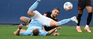 In Leverkusen (im Bild Robert Andrich) verlor Union vor der Pause mit 0:2.