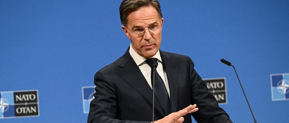 Nato-Generalsekretär Mark Rutte hält am 15. Oktober 2025 während eines Nato-Verteidigungsministergipfels in Brüssel eine Pressekonferenz ab.