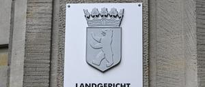 Gegen ein Mitglied eines bekannten Clans ergingen wegen bandenmäßigen Drogenhandels fünf Jahre und neun Monate Haft. (Foto Illustration)