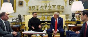 Der ukrainische Staatschef Wolodymyr Selenskyj reist ein weiteres Mal in die USA, um von Washington neue Waffen für den Krieg mit Russland zu erbitten. (Archivbild)