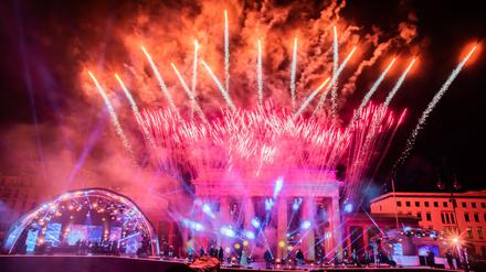 In Berlin wird rege debattiert, was genau zu Silvester am Brandenburger Tor passieren soll. (Archivbild)   