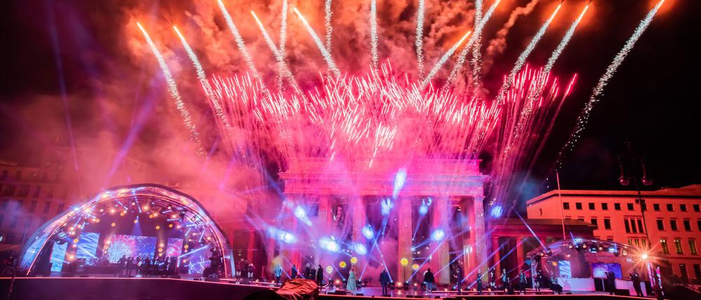In Berlin wird rege debattiert, was genau zu Silvester am Brandenburger Tor passieren soll. (Archivbild)