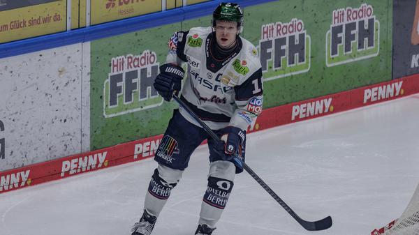 Kapitän Jonas Müller ist mit den Eisbären in der Champions Hockey League ausgeschieden.