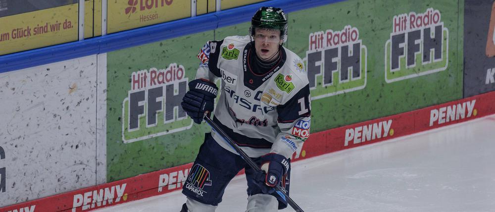Kapitän Jonas Müller ist mit den Eisbären in der Champions Hockey League ausgeschieden.