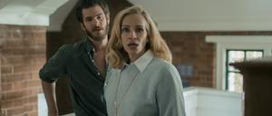 Kollegen, Freunde, Feinde: Andrew Garfield und Julia Roberts in „After the Hunt“.