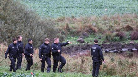 Am Mittwoch hatten Polizisten vor allem das Umfeld eines Tümpels penibel abgesucht.