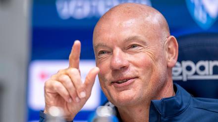 Der neue Bochumer Coach Uwe Rösler bemängelt ein länderübergreifendes Ausbildungsdefizit. 