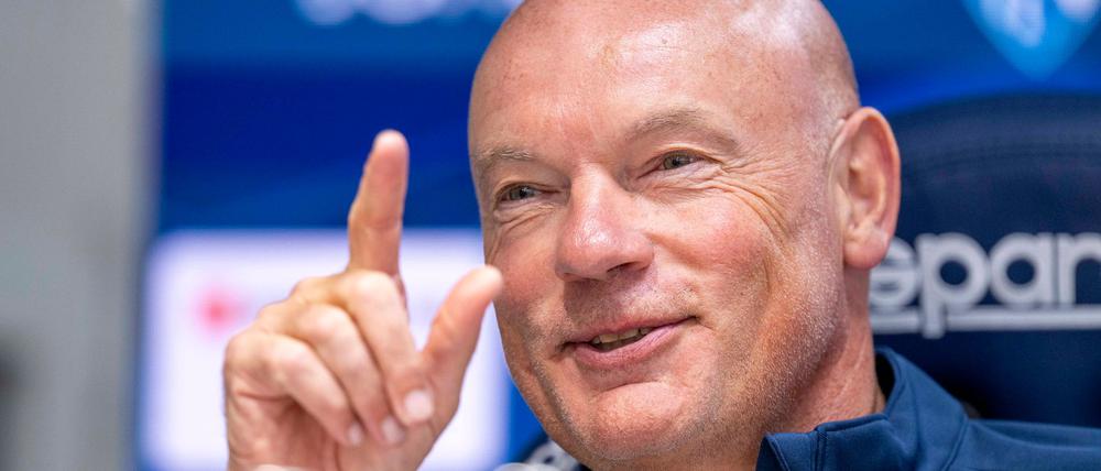 Der neue Bochumer Coach Uwe Rösler bemängelt ein länderübergreifendes Ausbildungsdefizit.