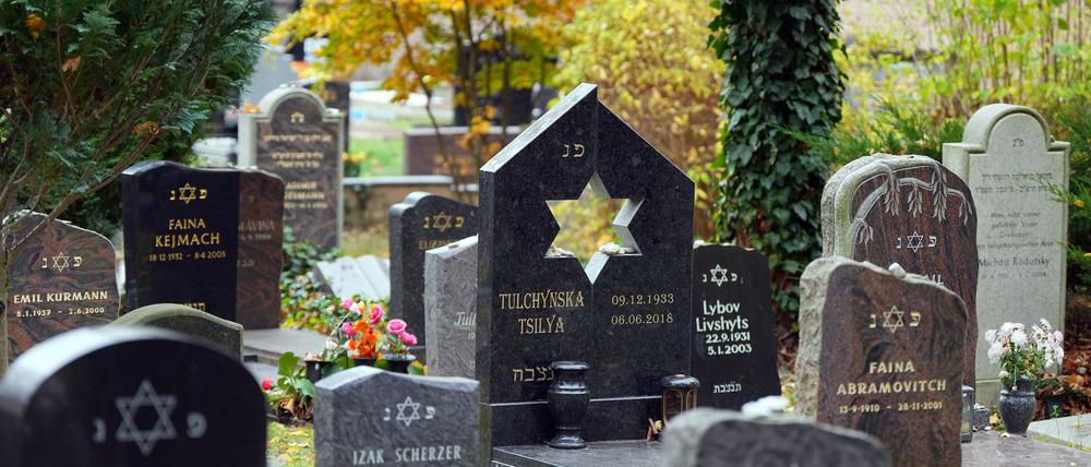Der jüdische Friedhof in Potsdam wurde bereits 1743 gegründet. (Archivbild)   