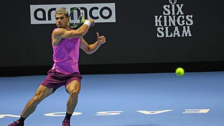 Carlos Alcaraz hat das Finale des Six Kings Slam in Saudi-Arabien erreicht. 