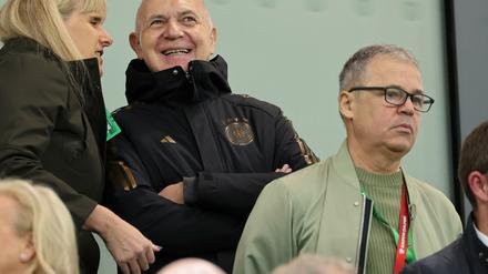 Befürwortet Reformen im Nachwuchsfußball: Andreas Rettig (r).