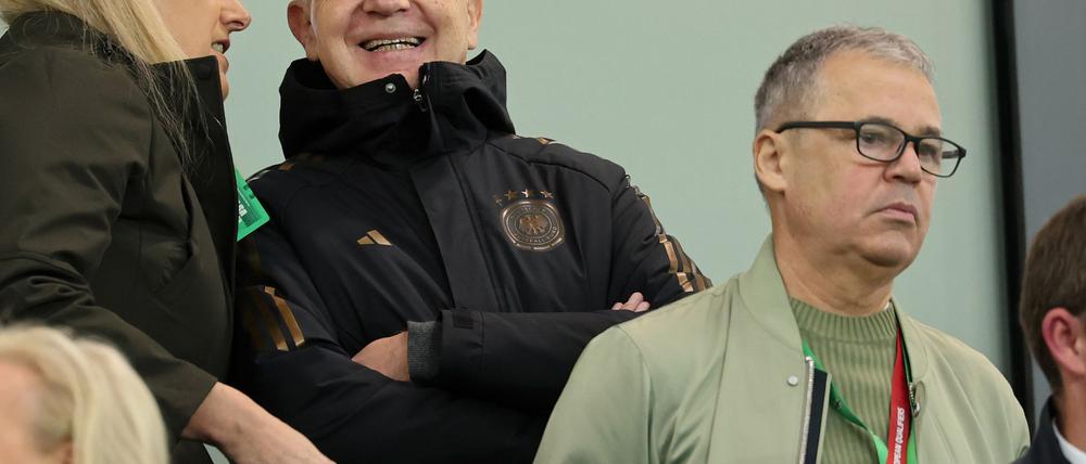 Befürwortet Reformen im Nachwuchsfußball: Andreas Rettig (r).