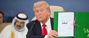 Donald Trump wurde weltweit für seine Friedensbemühungen im Nahostkonflikt gefeiert. 