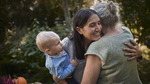 Familienbande: Viele Eltern möchten ihre Kinder und Enkel finanziell absichern.