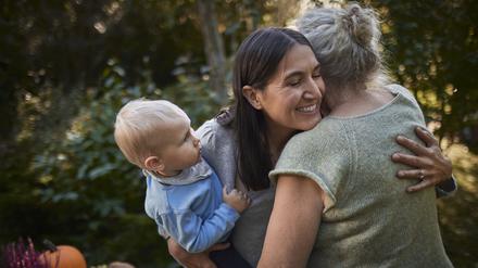 Familienbande: Viele Eltern möchten ihre Kinder und Enkel finanziell absichern.