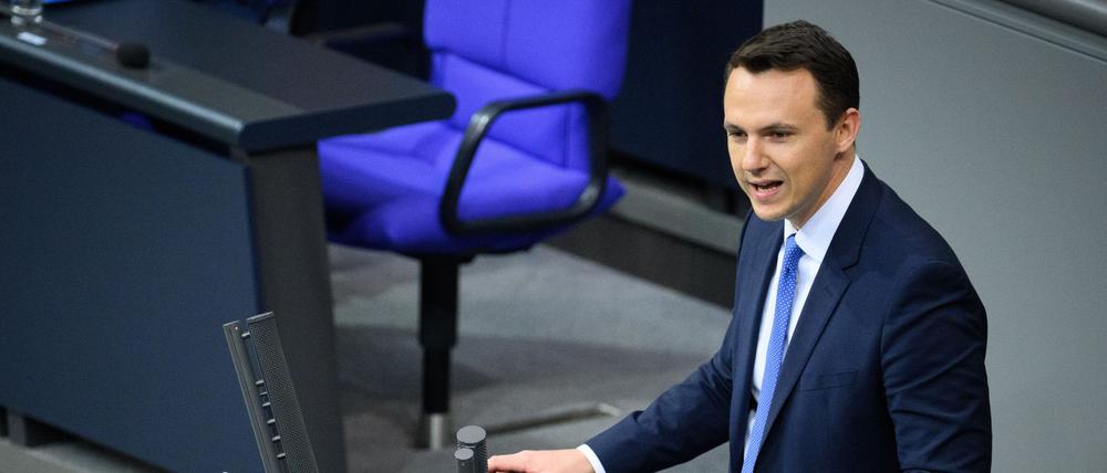 ARCHIV - 26.09.2025, Berlin: Pascal Reddig (CDU) spricht in der 29. Plenarsitzung der 21. Legislaturperiode im Deutschen Bundestag. (zu dpa: «Junge Unionsabgeordnete bleiben bei Kritik an Rentenpaket») Foto: Bernd von Jutrczenka/dpa +++ dpa-Bildfunk +++