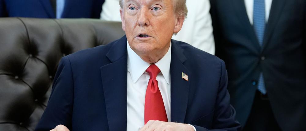 US-Präsident Trump geht nicht davon aus, dass die neuen, von ihm forcierten Zölle gegen China für die Wirtschaft haltbar sind. (Archivfoto)