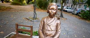 Die „Trostfrauen“-Statue in Berlin-Moabit erinnert an koreanische Opfer des Zweiten Weltkriegs. (Archivfoto)
