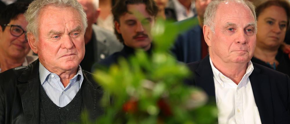 Sepp Maier (l) und Uli Hoeneß können auf eine lange gemeinsame Vergangenheit zurückblicken.