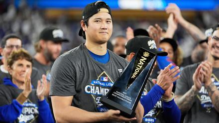 Ohtani bei der Siegerehrung.