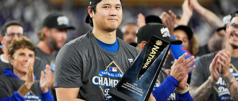 Ohtani bei der Siegerehrung.