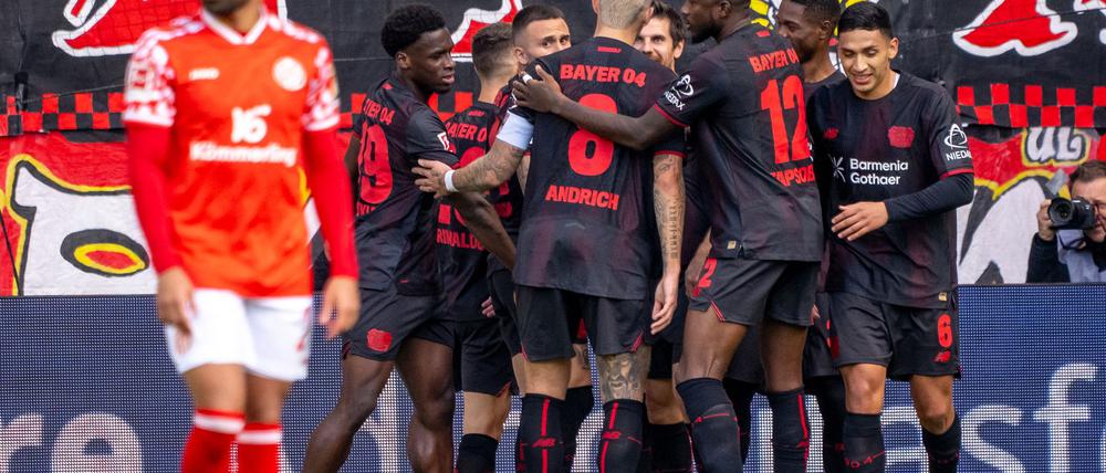Torjubel für Leverkusen beim FSV Mainz 05.