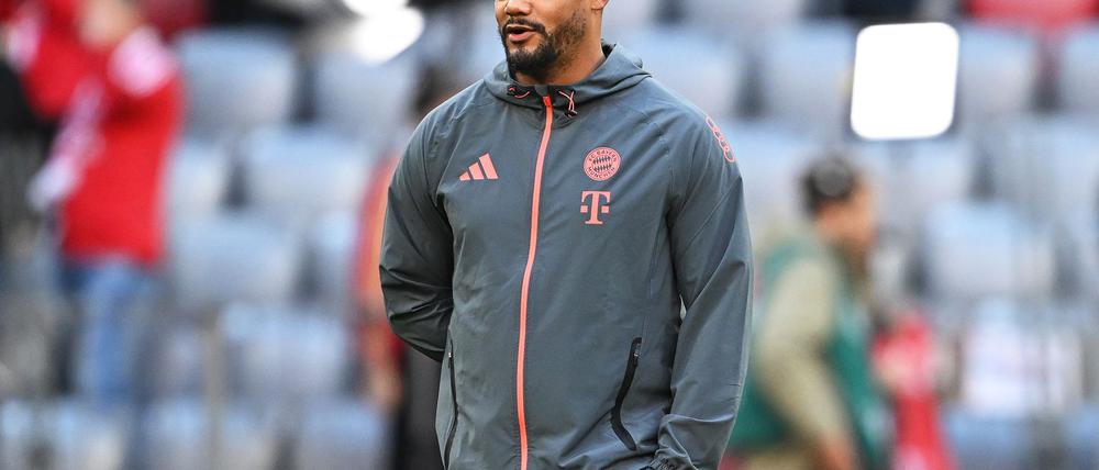 Trainer Vincent Kompany muss auf Serge Gnabry verzichten.