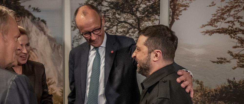 Bundeskanzler Friedrich Merz (CDU) begrüßte Anfang Oktober in Kopenhagen Wolodymyr Selenskyj, Präsident der Ukraine, bei einem Treffen der Ukraine Kontaktgruppe.