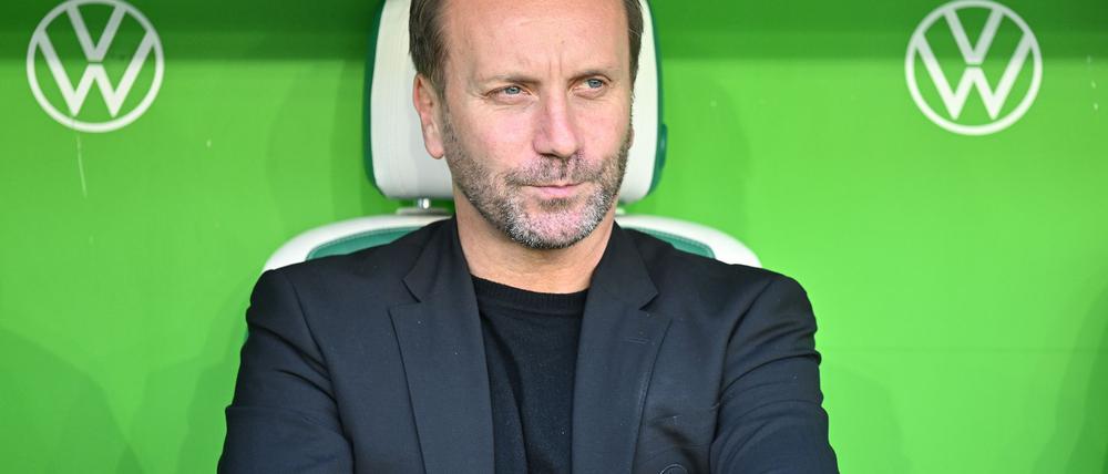 Muss viel nachdenken: VfL Wolfsburgs Sportchef Sebastian Schindzielorz