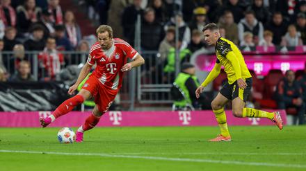 Harry Kane (li.) brachte den FC Bayern in der ersten Halbzeit in Führung.