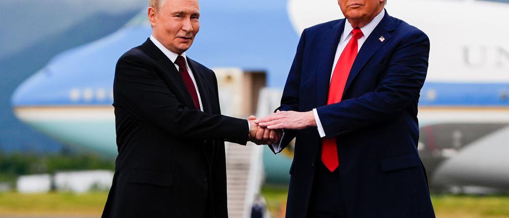 Putin soll in seinem Telefonat mit Trump eine Gebietsabtretung von der Ukraine gefordert haben. (Archivbild)