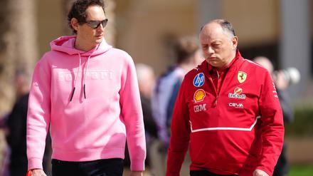 Ferrari-Boss John Elkann gibt ein klares Bekenntnis zu Teamchef Fred Vasseur ab. 