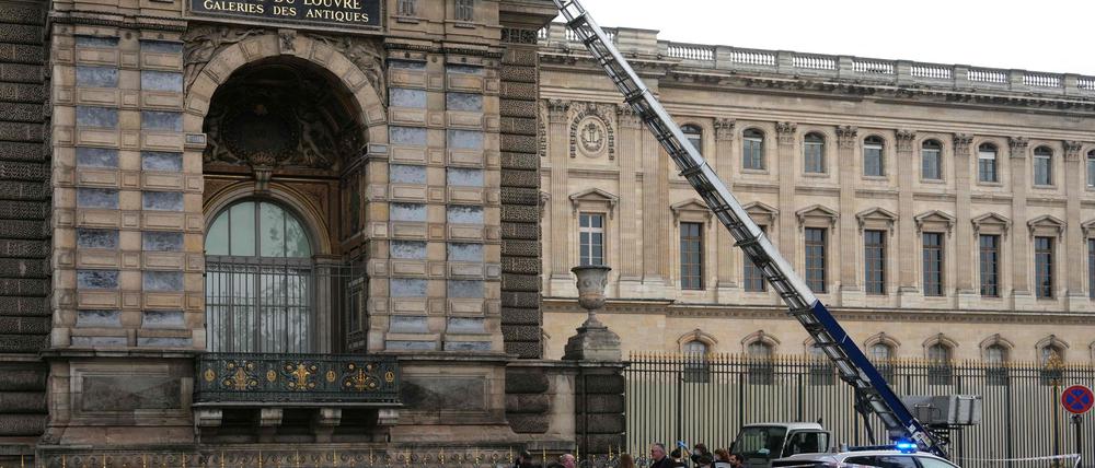 Auf das Pariser Museum Louvre ist ein Raubüberfall verübt worden. (Archivbild)