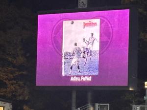 Die Anzeigetafel im Mommsenstadion in der Halbzeitpause des Spiels von Tennis Borussia gegen Sparta Lichtenberg. 
