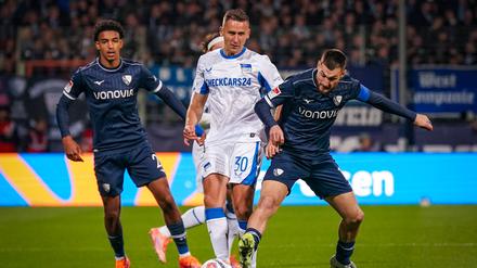 Kopf hoch, Brust raus. Paul Seguin (Mitte) kann dem Spiel seiner Mannschaft Struktur geben. 