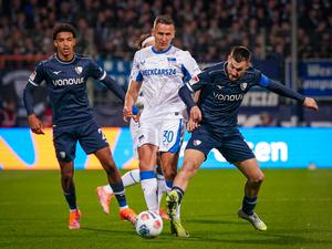 Kopf hoch, Brust raus. Paul Seguin (Mitte) kann dem Spiel seiner Mannschaft Struktur geben. 