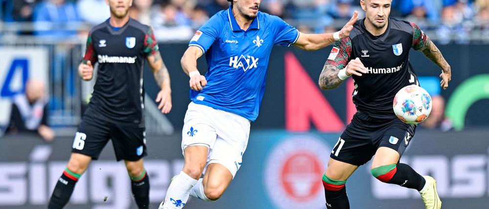 Viel Mittelfeld-Kampf beim Zweitliga-Duell in Darmstadt.