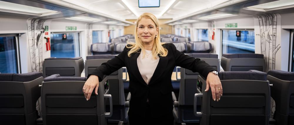 Evelyn Palla, Vorstandsvorsitzende der DB, macht dem Bahnmanagement gleich zu Beginn ihrer Amtszeit eine Ansage.