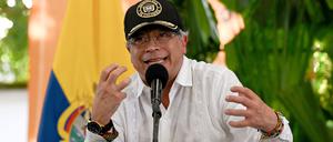 Der kolumbianische Präsident Gustavo Petro hält am 15. Oktober 2025 eine Rede in Puerto Asís, Kolumbien.