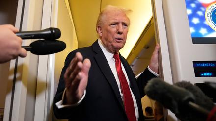 US-Präsident Donald Trump spricht sich für ein Einfrieren des Frontverlaufs aus.