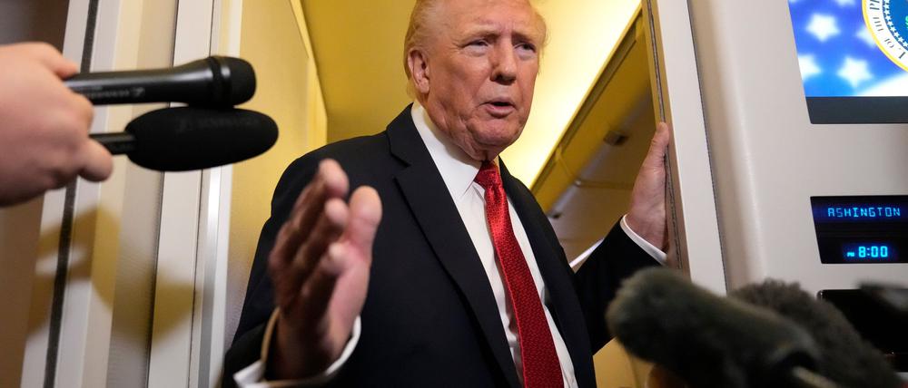 US-Präsident Donald Trump spricht sich für ein Einfrieren des Frontverlaufs aus.