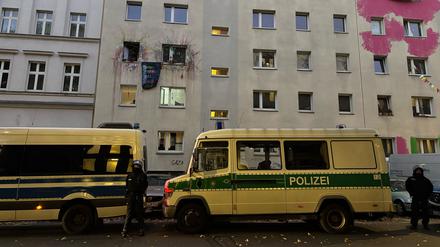 Der Polizeieinsatz in der Habersaathstraße am Montag.