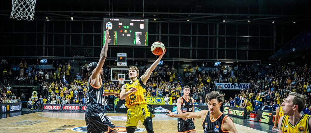 Alba besiegte Ulm dank starker zweiter Hälfte.
