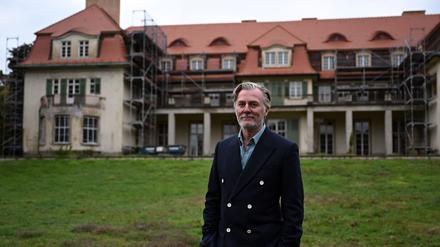 Stefan Peter hat die Siemens-Villa in einer Zwangsversteigerung erworben.