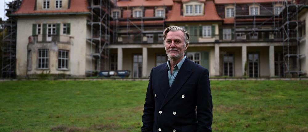 Stefan Peter hat die Siemens-Villa in einer Zwangsversteigerung erworben.