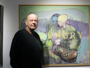 Der Potsdamer Künstler Stephan Velten zeigt in der Ausstellung „Rosinen“ im Güldenen Arm Werke von 1986 bis 2025.